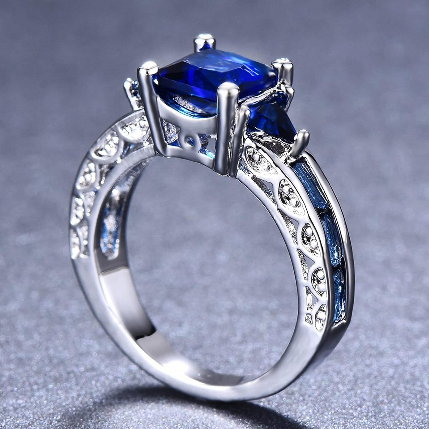 Exquisite 925 Sterling Silver Princess Cut Blue Sapphire 3 Stone Promise Ring for Women